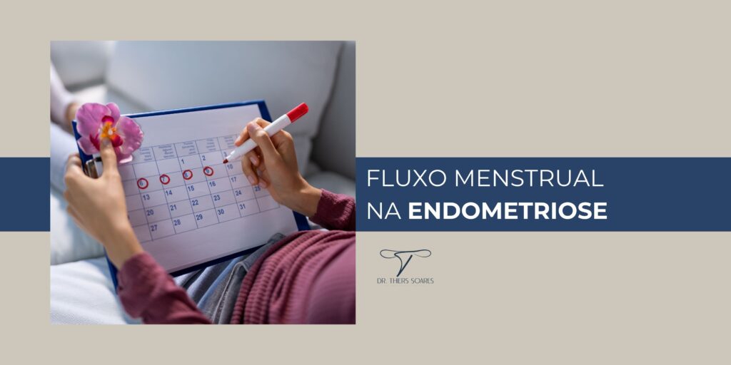 A menstruação é o processo de eliminação do endométrio, a camada interna do útero, que se desfaz quando não há fecundação do óvulo. Esse processo envolve vários hormônios e órgãos, que podem afetar a aparência, o odor, a quantidade e a duração do sangramento. Quando tudo está bem, o sangue menstrual é mais escuro nos primeiros e últimos dias do ciclo e vermelho vivo no meio, devendo ser líquido e sem coágulos. O odor deve ser o normal da vagina misturado com o cheiro do sangue.